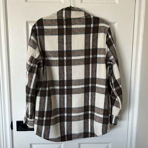 Dynamite Plaid Shacket - Picture 7 of 8